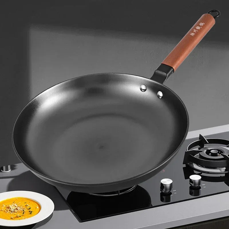 Cast Iron Frying Pan,Non Stick Pan Fried Steak Wok Uncoated  Pot Kitchen Cookware For Gas Stove and Induction Cooker